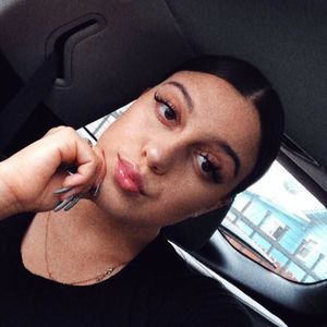 Meet your Posher, Jocelyn